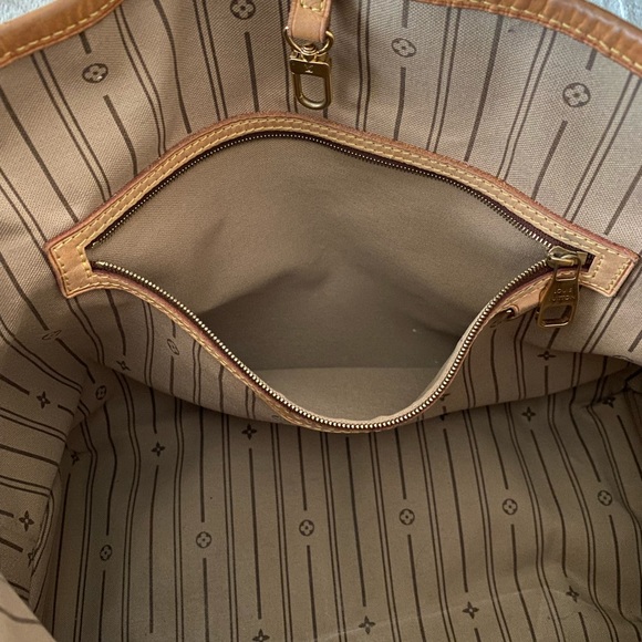 Authentic Louis Vuitton Delightful MM - Picture 11 of 14